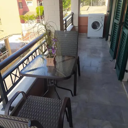 Magdalini * Lákones